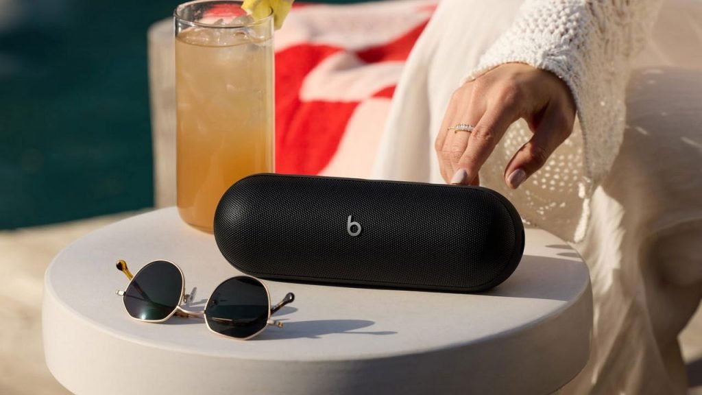 استمتع بخصم 33% على مكبر الصوت المحمول Beats Pill للاحتفال بقوة استمتع بخصم 33% على مكبر الصوت المحمول Beats Pill للاحتفال بقوة